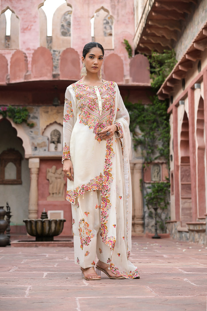 Murhaf | Off-White Embroidered Suit with Floral Detailing