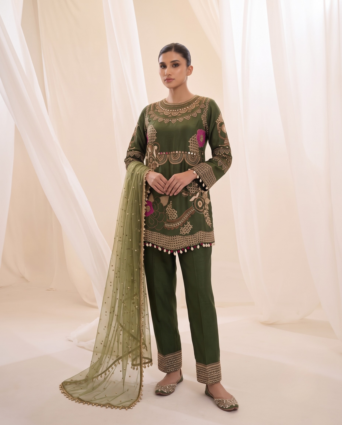 Dancing Parrot | Suit Set with Straight pants