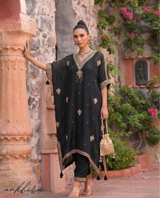 BLACK OUDH – Co-ord Set with Matching Potli